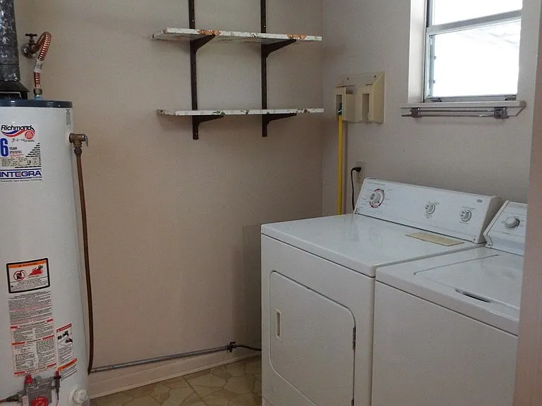 52 Meadows Ln — Photo 10