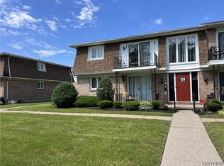 120 Old Lyme Dr APT 1, Buffalo, NY