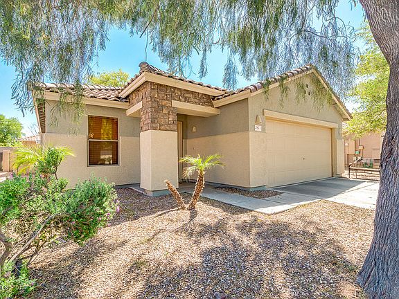 3rd image of 2877 W Silver Creek Ln