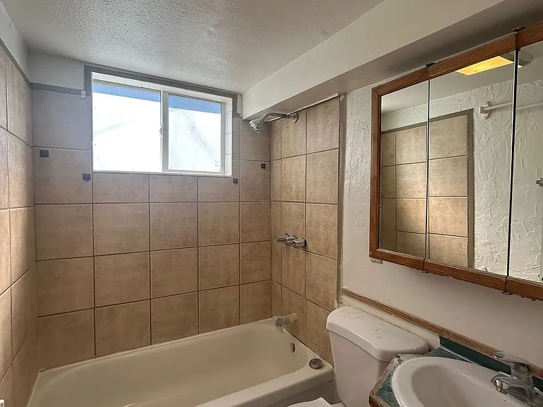 139 Belva Ln — Photo 8