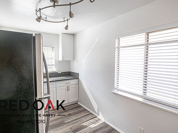 3rd image of 335 S Westlake Ave #26
