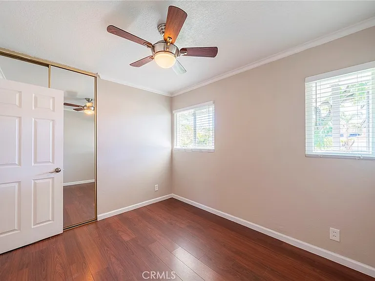 5125 W Crystal Ln — Photo 23