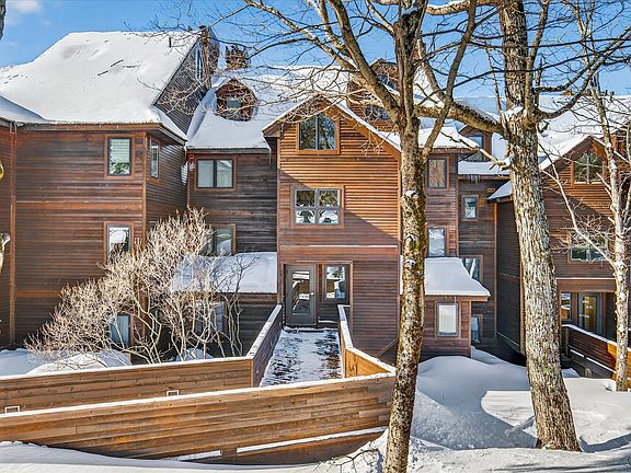 3rd image of 57 High Ridge Road Unit B-5