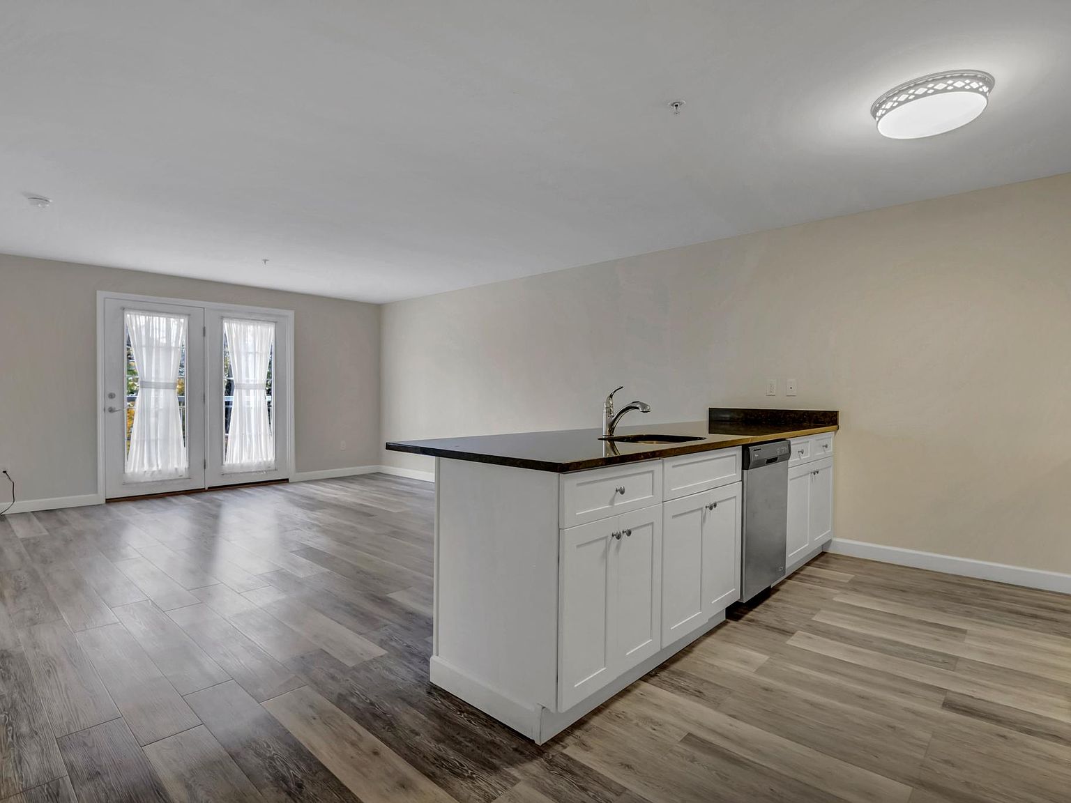 377 Main St 211, Niantic, CT 06357 Zillow