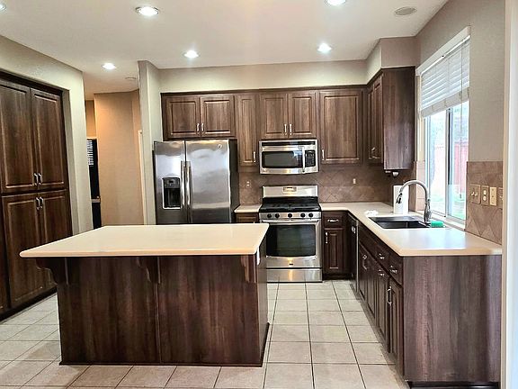 5th image of 5071 Avocado Park Way