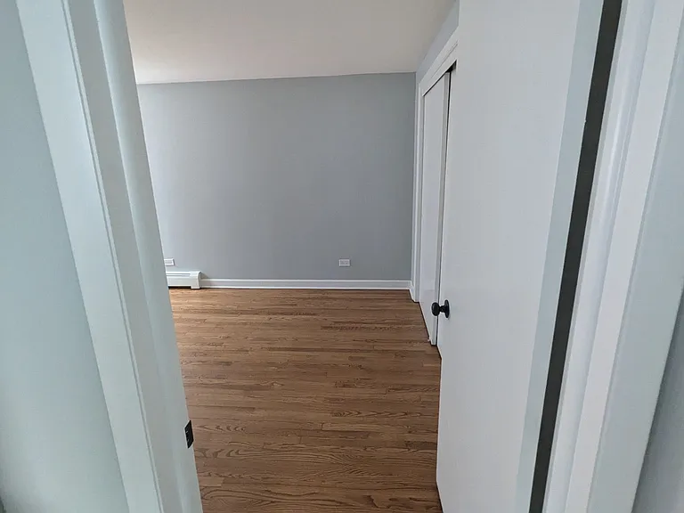 6212 W Montrose Ave #1R — Photo 29
