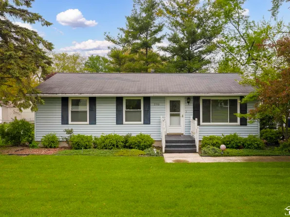 7750 Lakeview Dr, Monroe, MI 48161