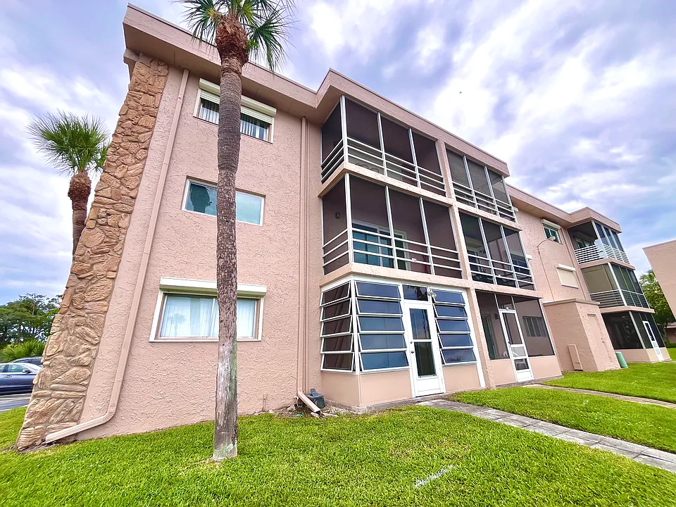 3150 N Harbor City Blvd #143