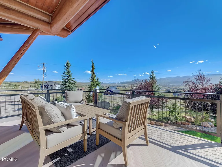 715 Aspen Ln — Photo 72