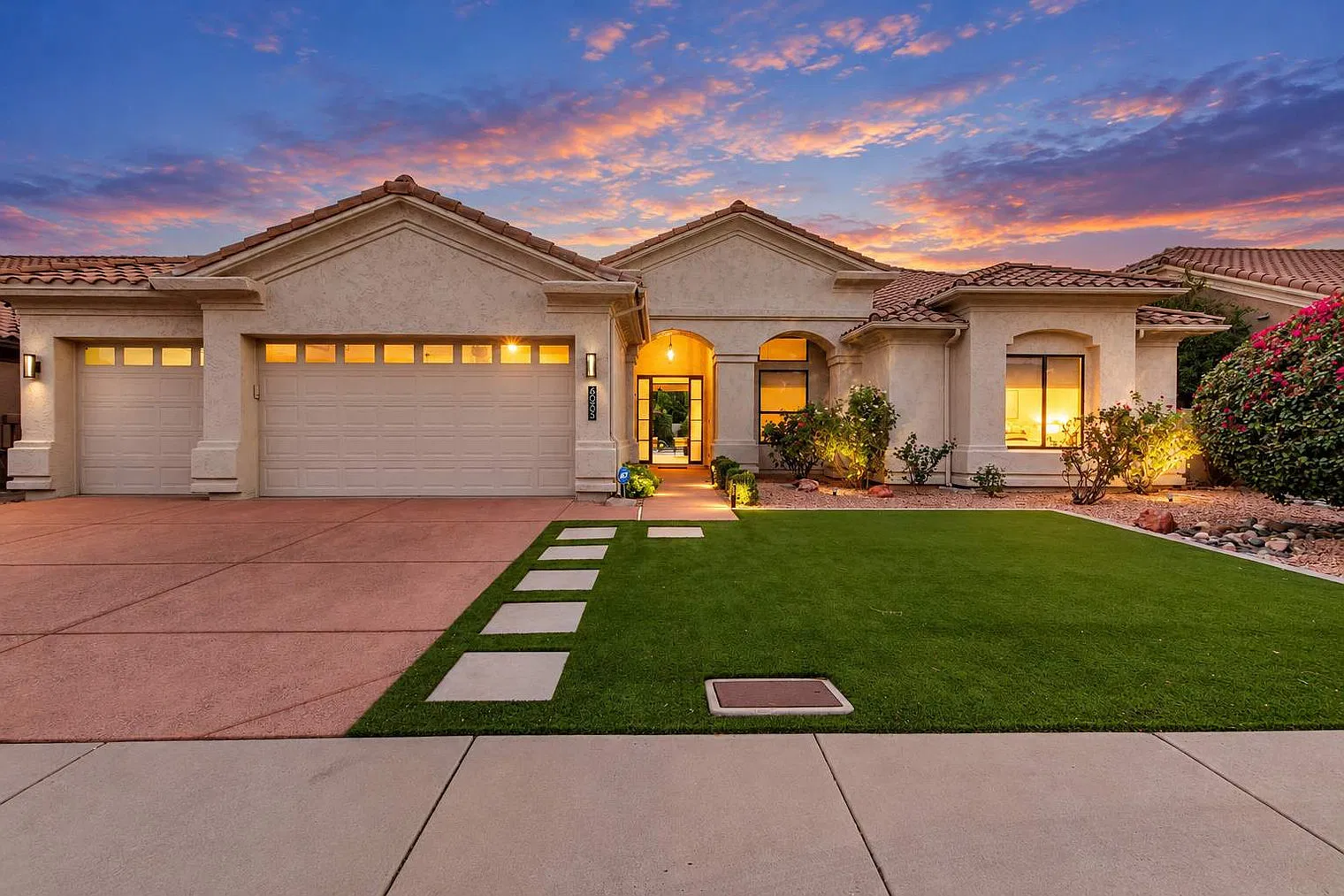 5 bed, 3.0 bath, 4294 sqft, $30,379 — Photo 2
