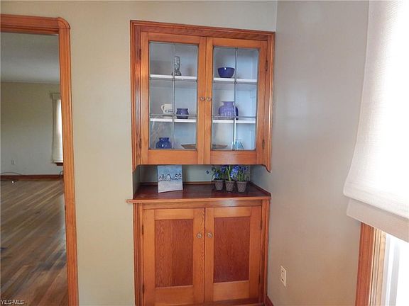 4th image of 10307 Highland Dr
