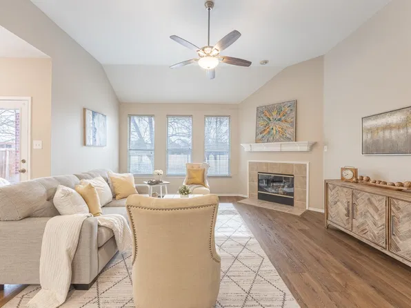 9618 Glenshee Dr, Rowlett, TX 75089