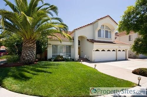 1st image of 870 Glenview Ct
