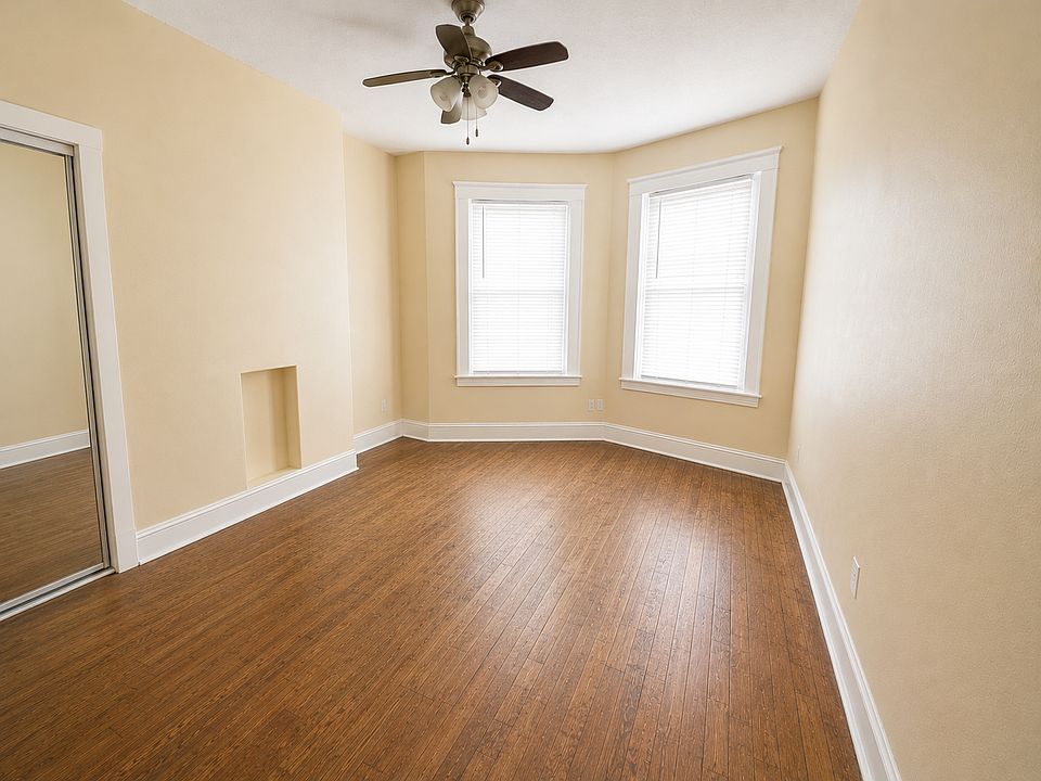 Living room / Bedroom
