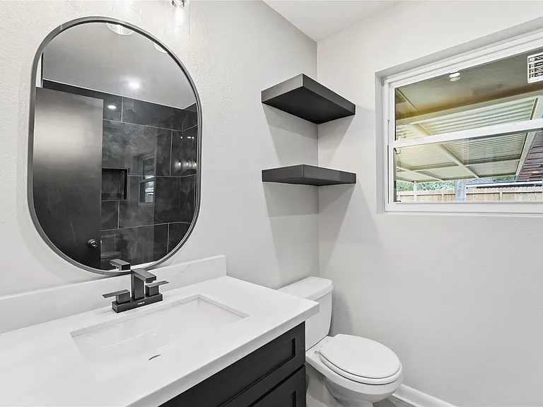 8931 Blankenship Dr — Photo 11