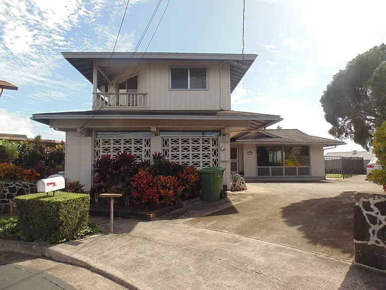 1761 Maiha Pl — Photo 2