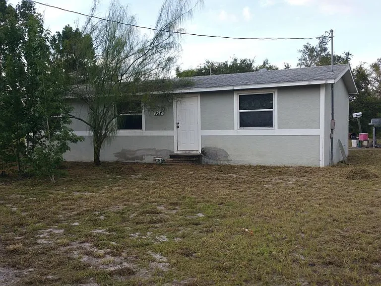 122 Hill Ct — Photo 1