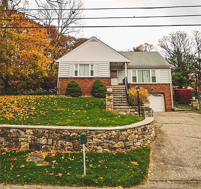 276 Sunrise Ter, Bridgeport, CT 06606 Zillow
