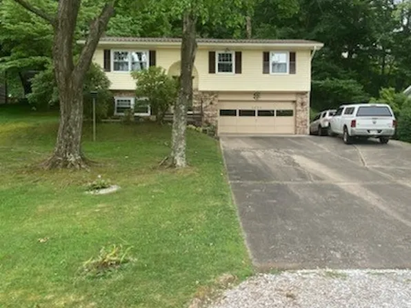 2604 Shadyside Rd, Saint Albans, WV 25177