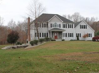 9 Fox Run Ln, Killingworth, CT 06419