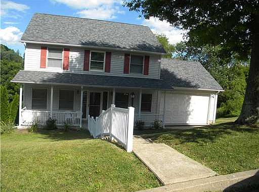 1st image of 615 Helen St