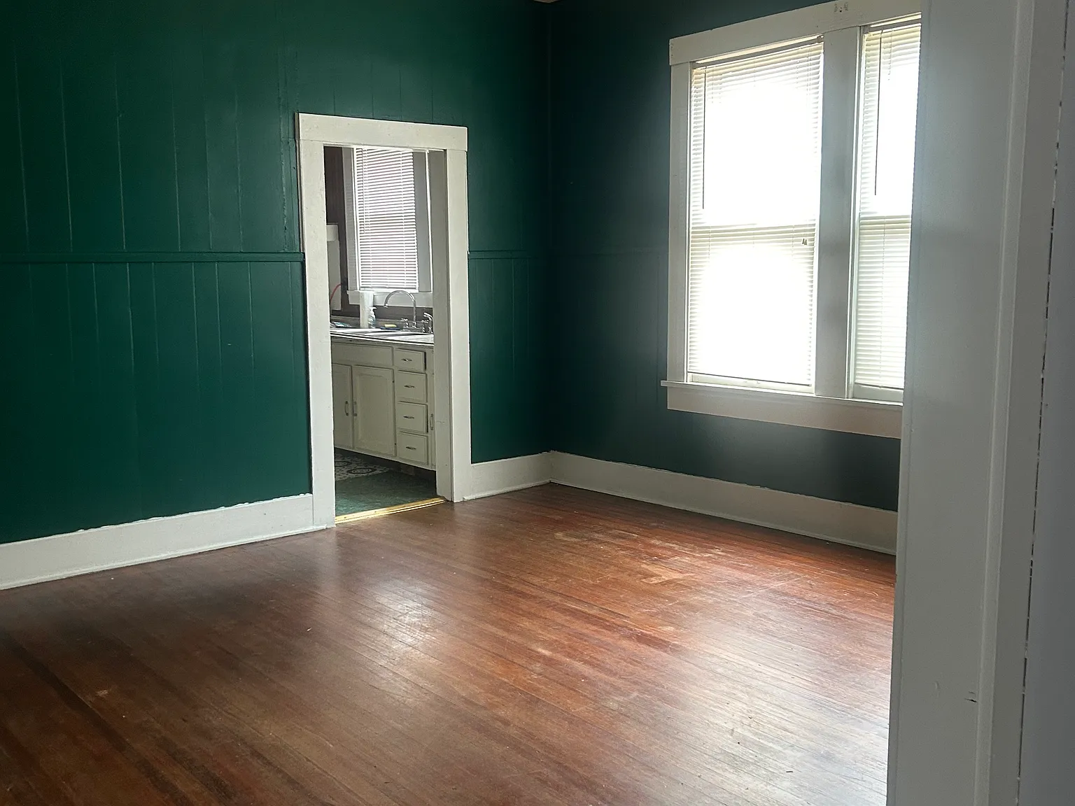 2 bed, 1250 sqft, $1,200 — Photo 4