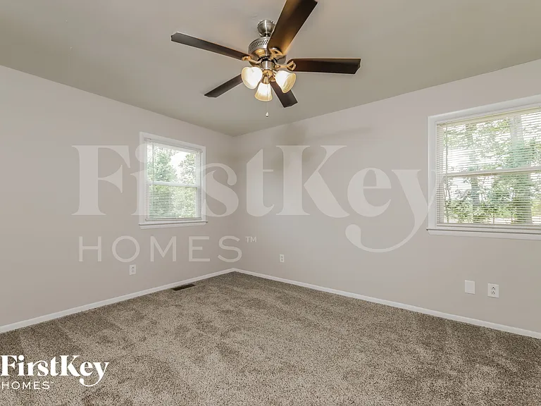 2312 Barnsley Ct — Photo 11