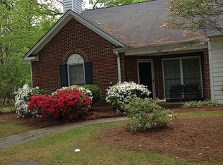 1102 Avebury Ct, Raleigh, NC 27609