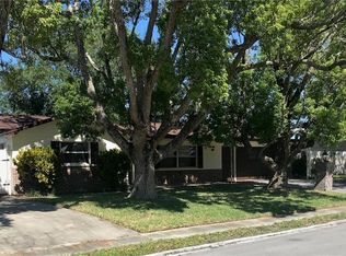 3411 Bedford St, Holiday, FL 34690