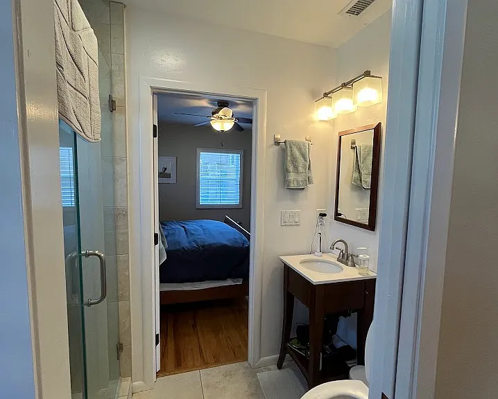 4415 Swift Ave — Photo 8