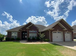 117 Wynchase Dr, Muscle Shoals, AL 35661