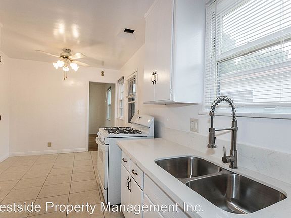 5th image of 11928 Venice Blvd #11928