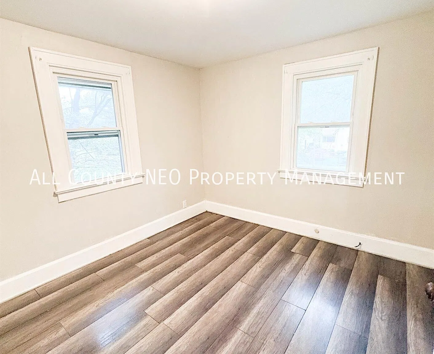 Spacious and inviting, this 3bedroom, 1.5bath home offers comfort and convenience! — Photo 4