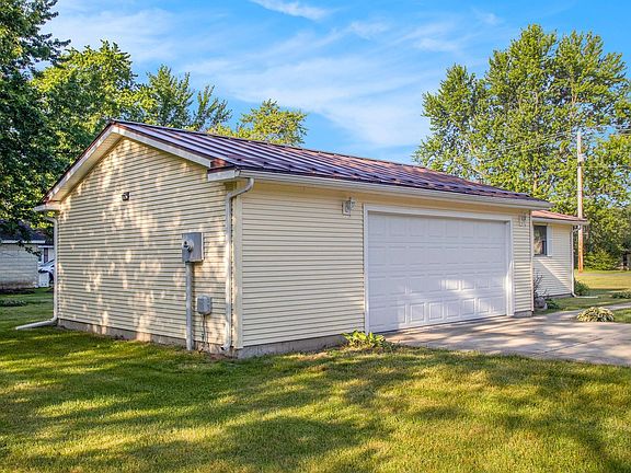 2nd image of 54814 County Road 101