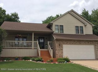 1323 Riley Ridge Dr, Lansing, MI 48917