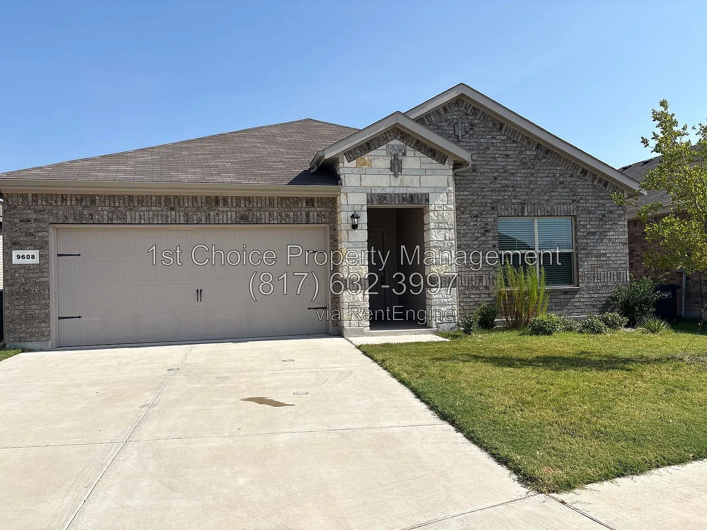 4 bed, 2.0 bath, 1850 sqft, $2,395 — Photo 3