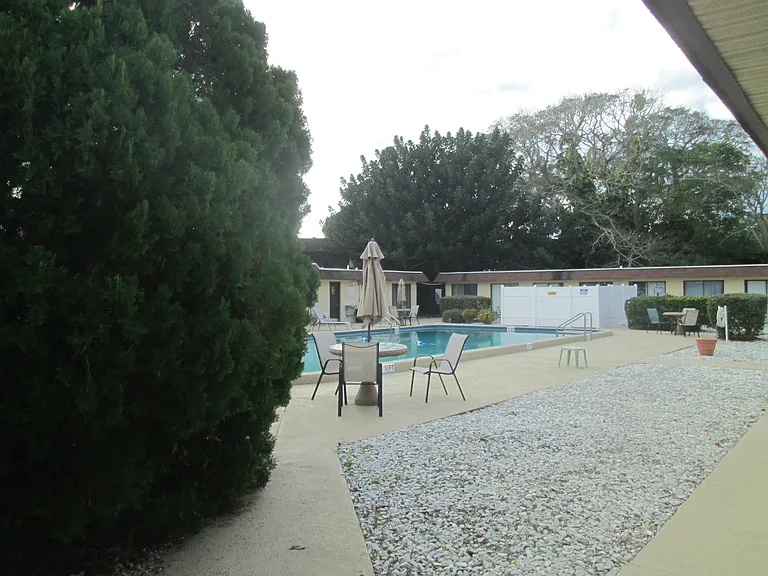 205 Palmetto Ave #102 — Photo 31