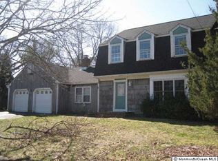 1268 County Line Rd E, Lakewood, NJ 08701