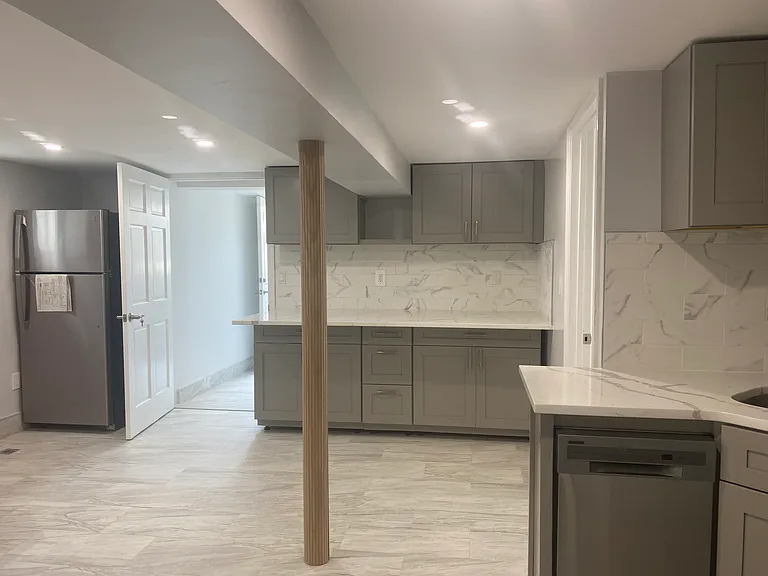 Edison Ave — Photo 12