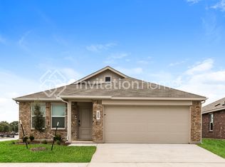 905 Carrick Dr, Ennis, TX 75119