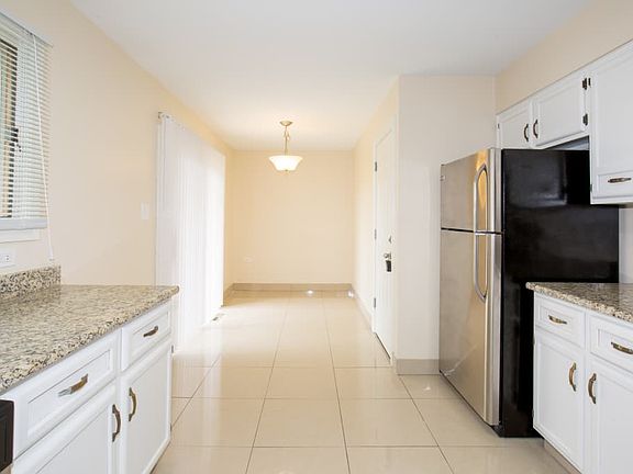 5th image of 37 E Nevada Ave
