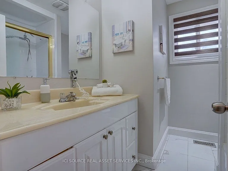 1051 Willowdale Ave #MAIN FL — Photo 13