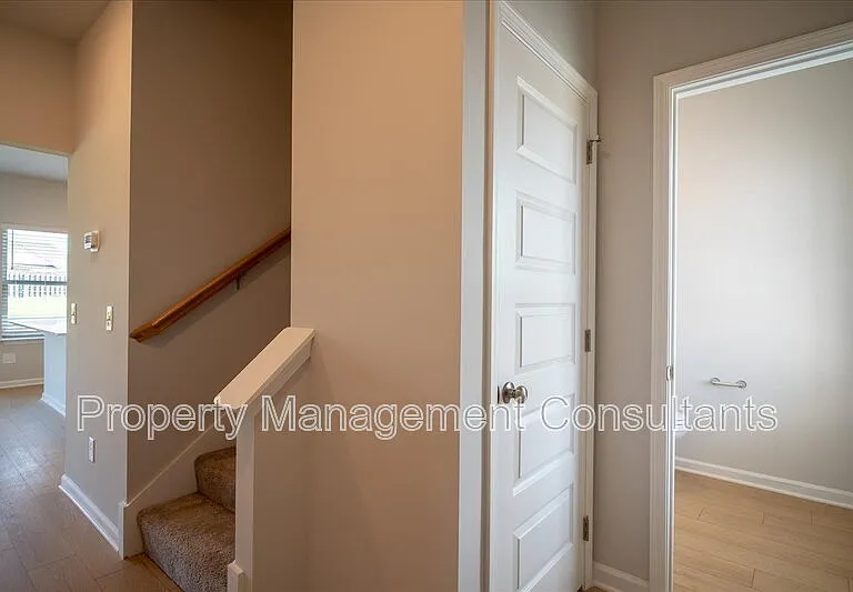 22857 Dashwood Ln — Photo 4