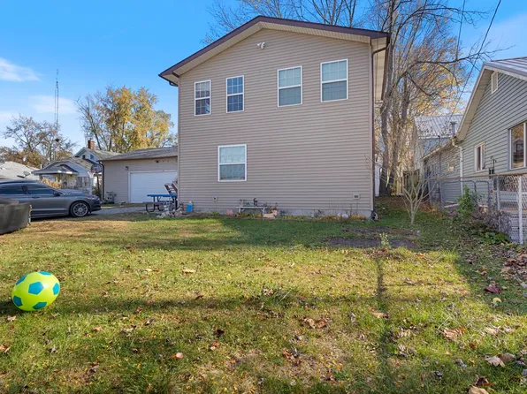 814 N Edgewater St, Silver Lake, IN 46982