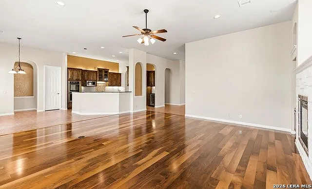 18615 Castellani — Photo 15