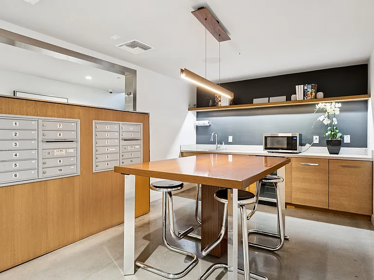 Village Lofts — Photo 19