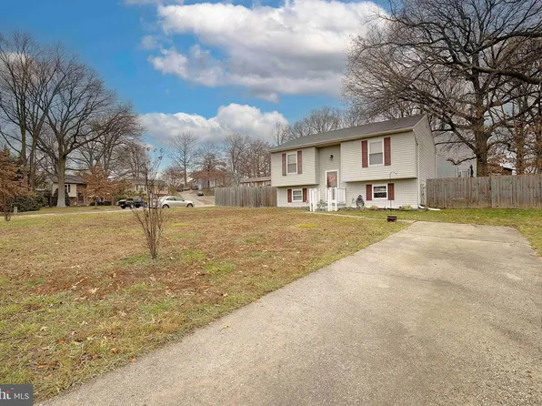 1525 Big Baer Ct, Glen Burnie, MD 21061