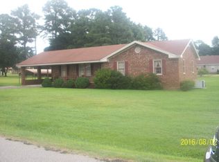 121 Western Dr, Roanoke Rapids, NC 27870