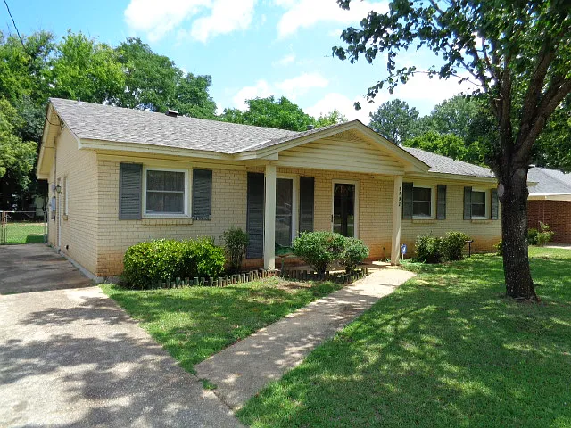 5737 Wares Ferry Rd