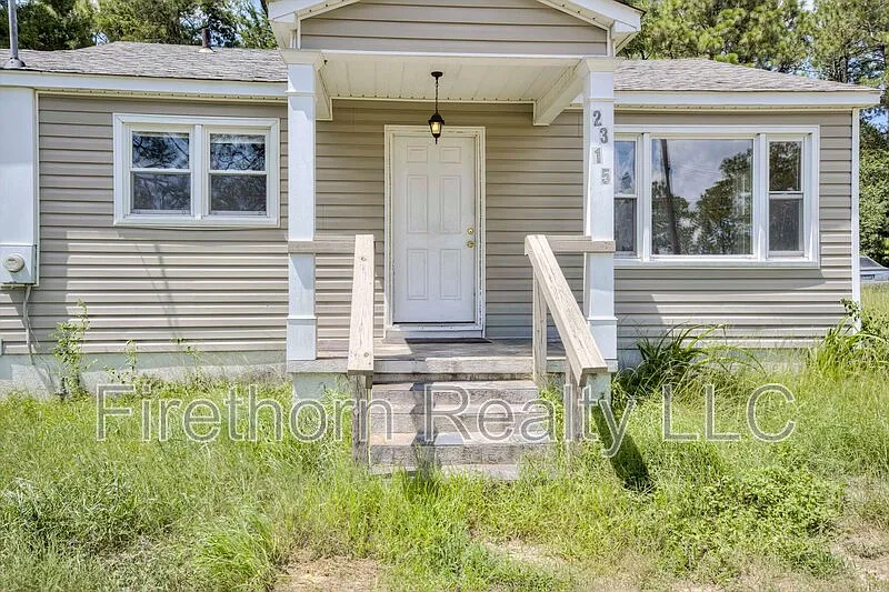 2 bed, 1.0 bath, $1,000 — Photo 4